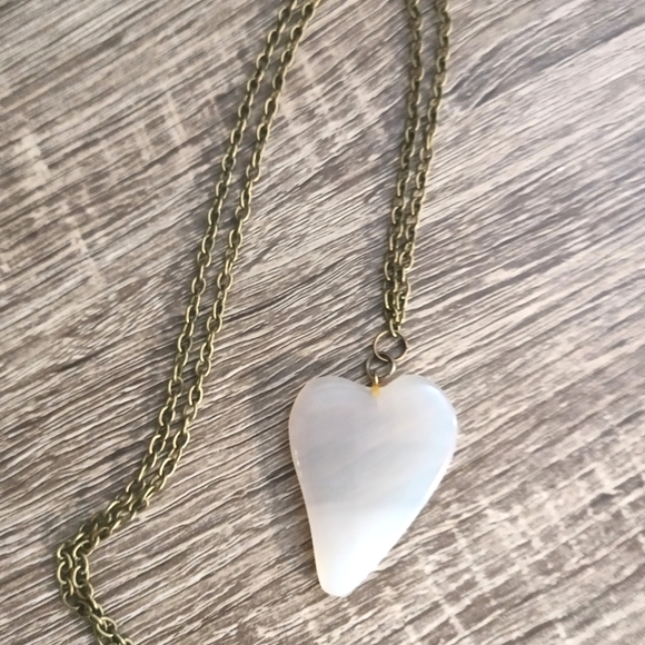 Vintage Agate heart necklace brass chain - Picture 5 of 8